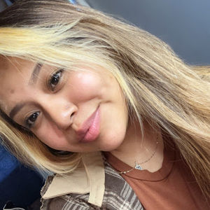 Meet your Posher, Aracely